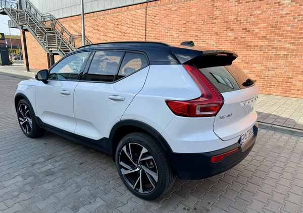 Volvo XC 40 cena 149990 przebieg: 9300, rok produkcji 2021 z Pabianice małe 407